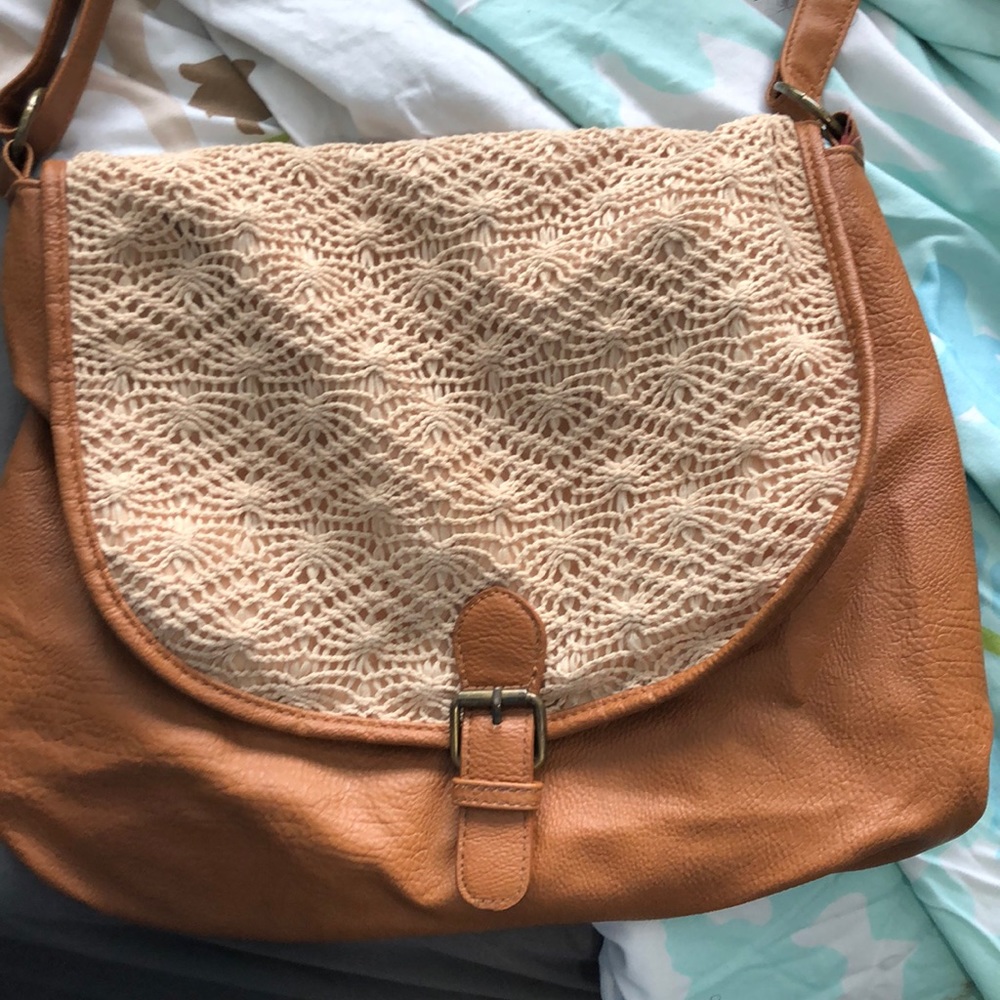 Crochet front messenger crossbody purse